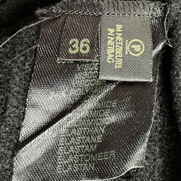 Escada Ribbed Fishnet Sleeves Turtleneck Sweater in Black Size 36 Small Euro - Picture 7 of 10